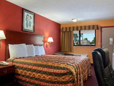 Super 8 By Wyndham Strongsville/cleveland 2* Strongsville